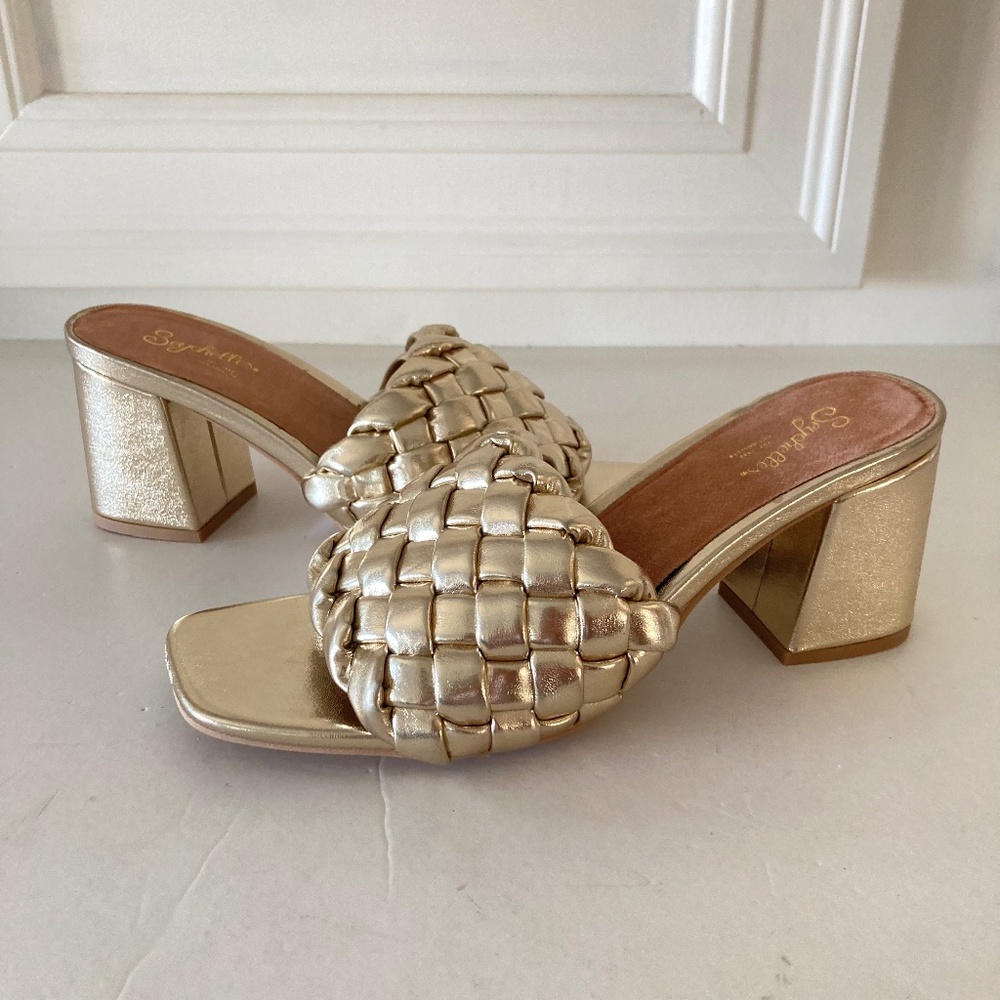 NWOT Seychelles Anthropologie Connoisseur Gold Square Toe Heeled Slides Sz 8